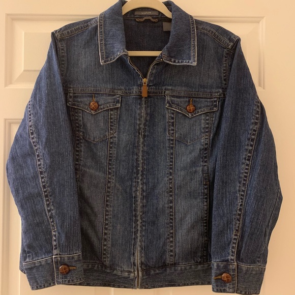Liz Claiborne Jackets & Blazers - LIZ CLAIBORNE medium wash jean jacket